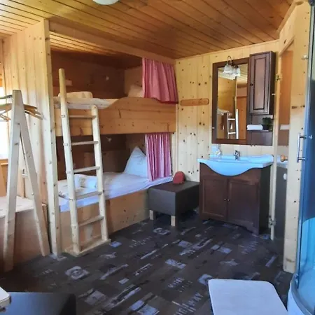 ベッド・アンド・ブレックファスト Auhof フラッハウ